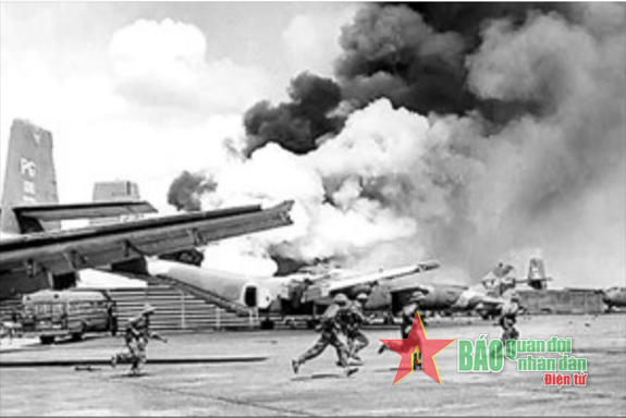 Hình mẫu người chiến sĩ trong “Dáng đứng Việt Nam”